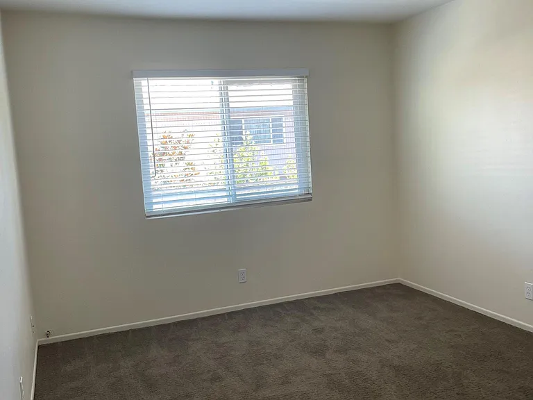 5561 Norwalk Blvd — Photo 2