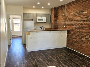 26 W James St APT 2, Lancaster, PA