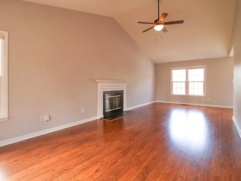 6400 Westborough Dr — Photo 3