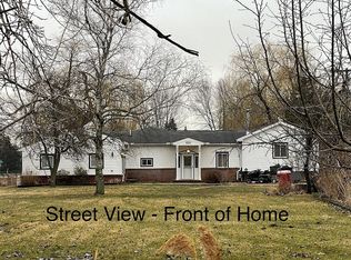 32245 Sutton Rd, Chesterfield, MI 48047
