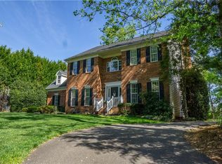 2190 Benwicke Dr, Pfafftown, NC 27040
