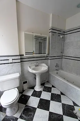 Rented by E and G Realty Group | media 85