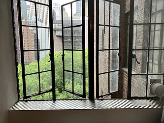 45 Tudor City Place #1014