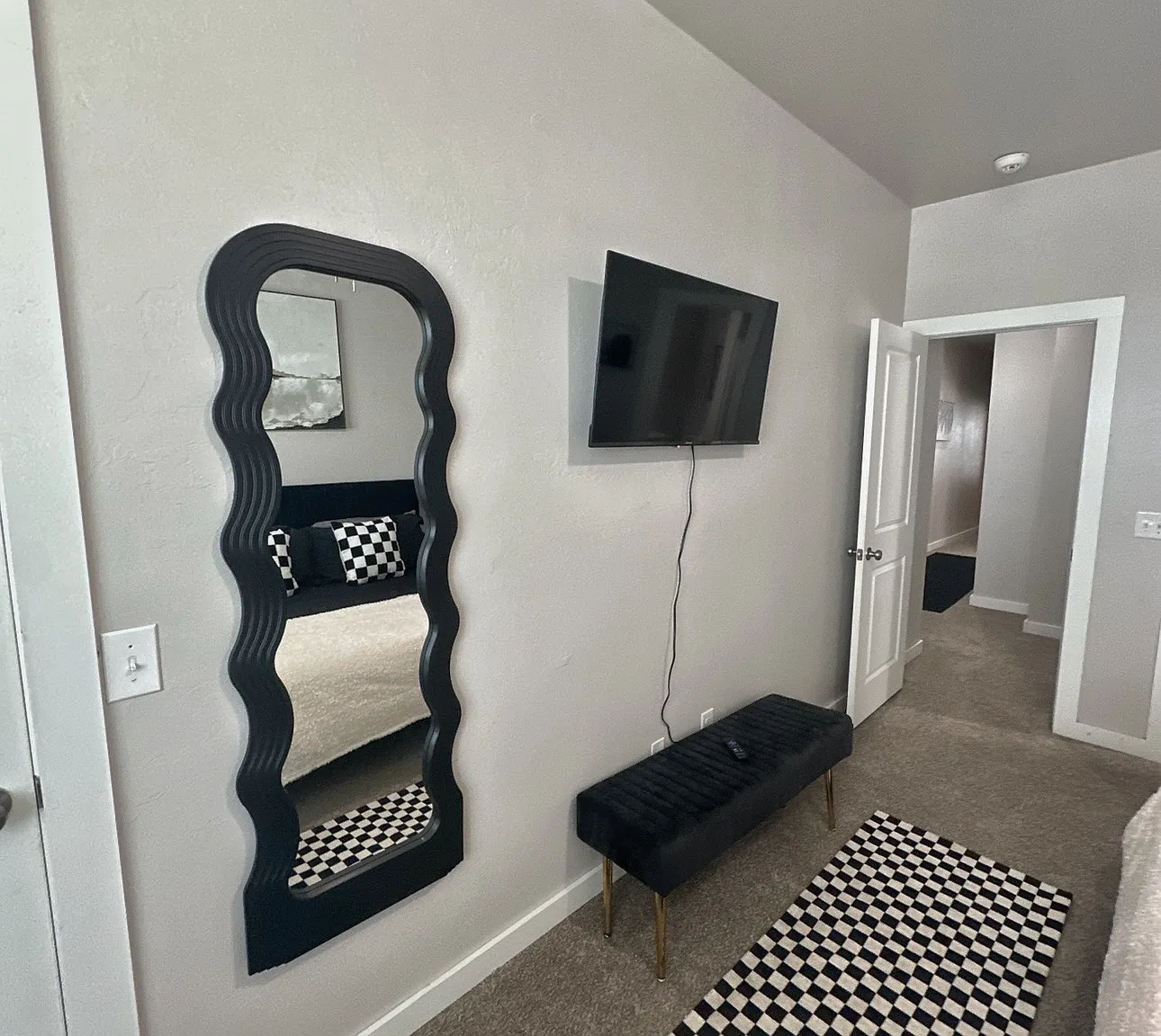 3 bed, $2,850 — Photo 3