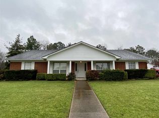 1618 McMurray Rd, Henderson, TX 75654