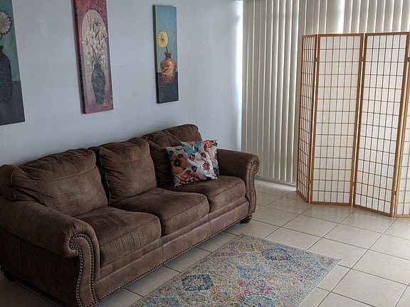 2nd image of 4351 Tahitian Gardens Cir APT B