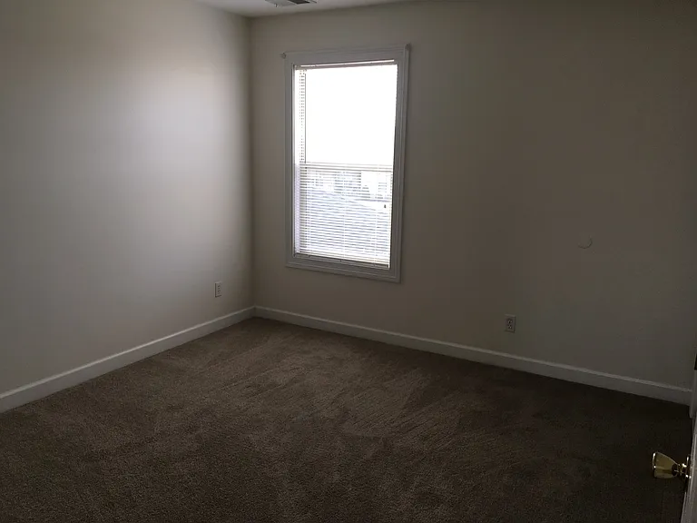 2281 Shamrock Ln — Photo 21