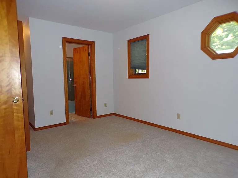 4015 Holiday North Ct — Photo 12
