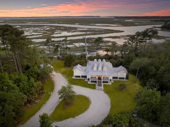 8717 Crawford Island Ln, Edisto Island, SC 29438
