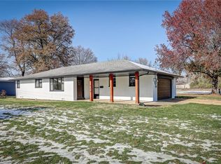 414 E 2nd St, O'Fallon, IL 62269