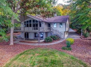 1086 Riverwood Dr, Lexington, NC 27292