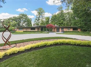 5511 Mad River Rd, Dayton, OH 45459