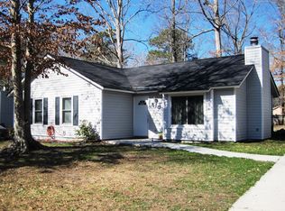 810 Mill River Rd, Jacksonville, NC 28540