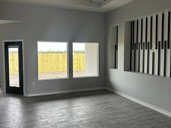2nd image of 2608 Elyssa Dr
