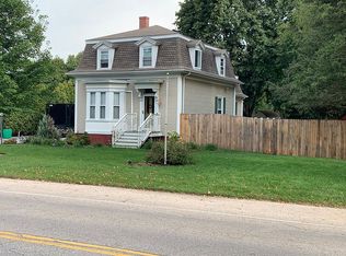 413 Long St, Warwick, RI 02886