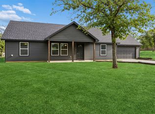 1008 Hereford Dr, Springtown, TX 76082