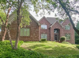 1318 Golden Eagle Ct, Greenwood, IN