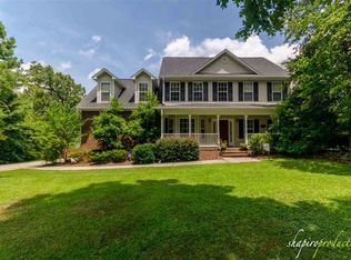 908 Greenway Dr, Jacksonville, NC 28546