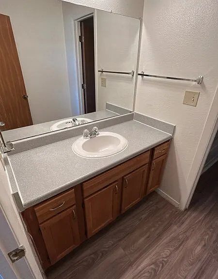 1187 Case Ct — Photo 8