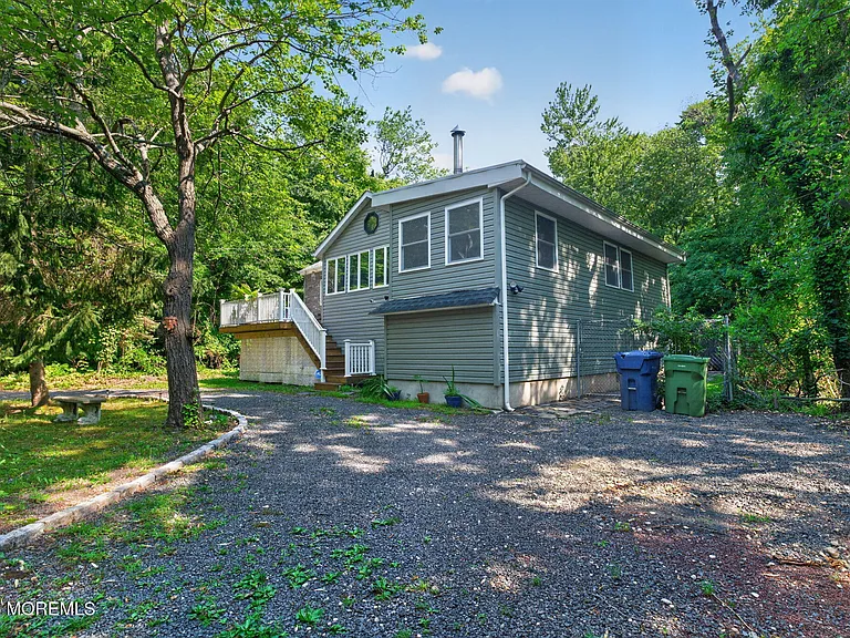 117 McDermott Rd — Photo 22
