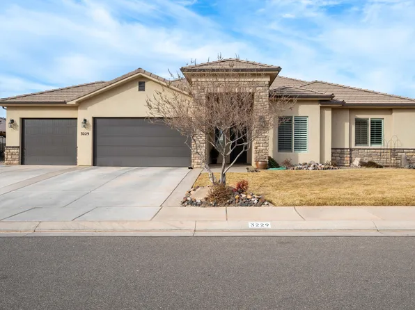 3229 E Holly Dr, St George, UT 84790