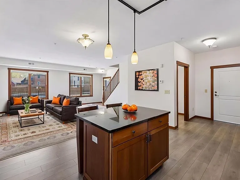 625 Dayton Ave #4 — Photo 3
