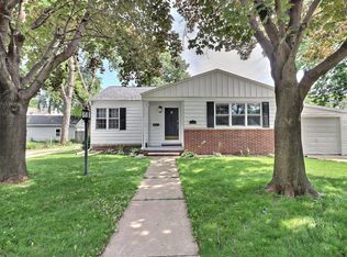 715 Morris St, De Pere, WI 54115