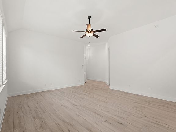 3rd image of 212 Bronzewood Terrace Ct