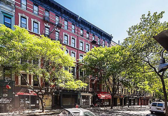 5th image of 119 Saint Marks Pl APT 7