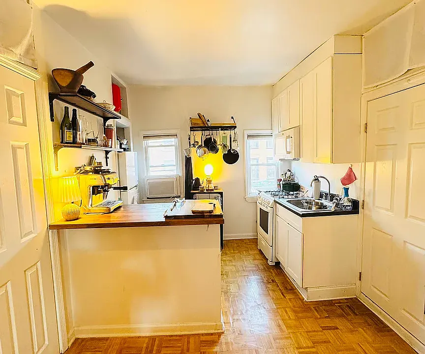 266 Smith St #2