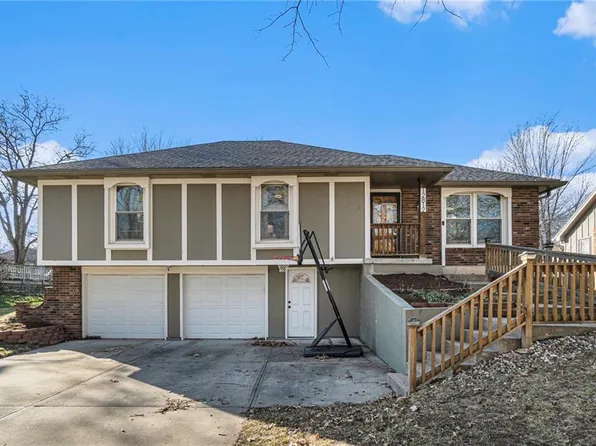 12812 Cherry St, Kansas City, MO 64145