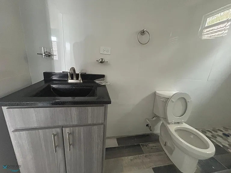 1 Cll Providencia Camaseyes #1 — Photo 15