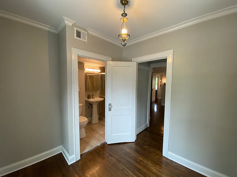 4432 J C Nichols Pkwy #3S — Photo 20