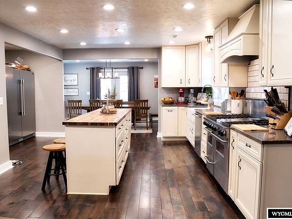 5th image of 1004 Culbertson Ave