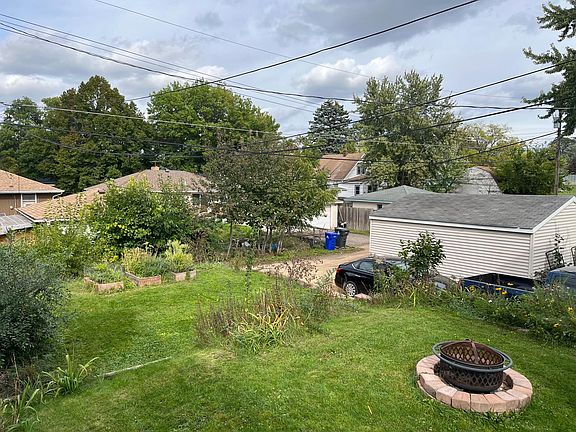 4th image of 1643 5th St E #2
