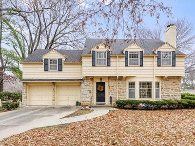 6455 Overbrook Rd, Mission Hills, KS, 66208