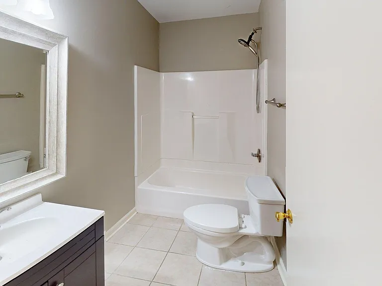 2140 Fort Harrods Dr #7 — Photo 19