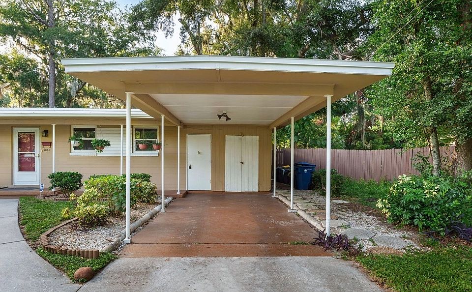 1st image of 2616 Kershaw Dr W