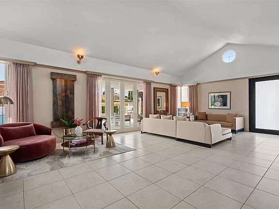 5th image of 377 CORREDOR DE LA ARBOLEDA