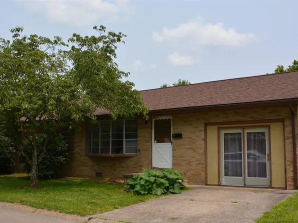 4 Maple St, Buckhannon, WV 26201