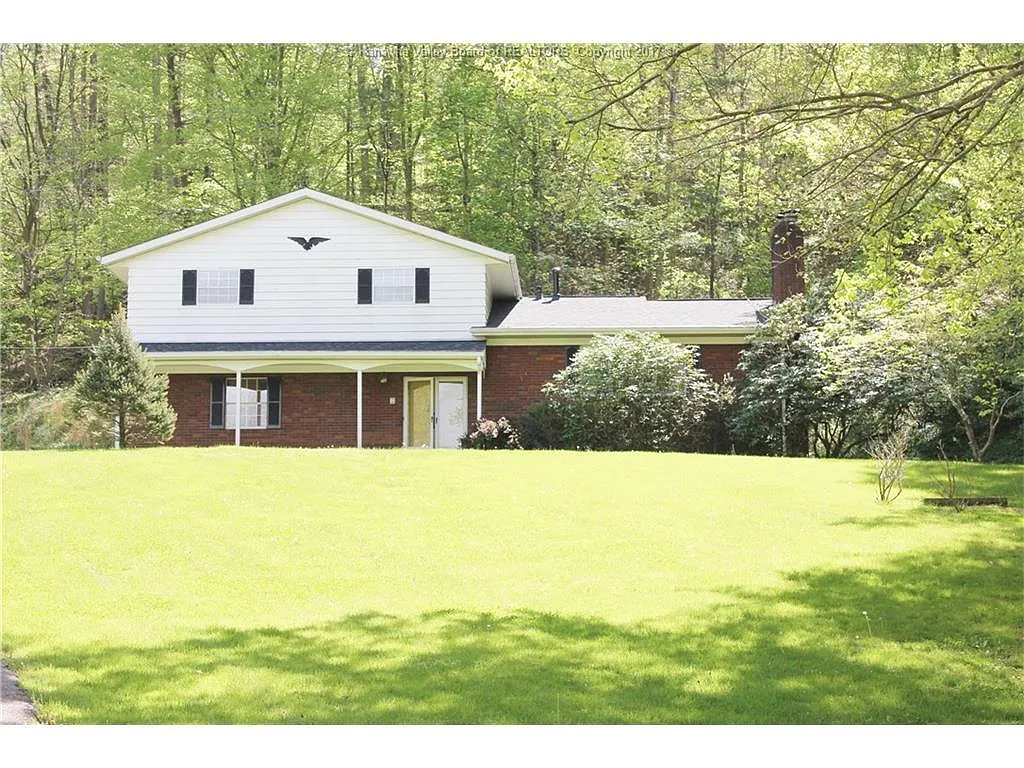 114 Brookhaven Cir photo 1