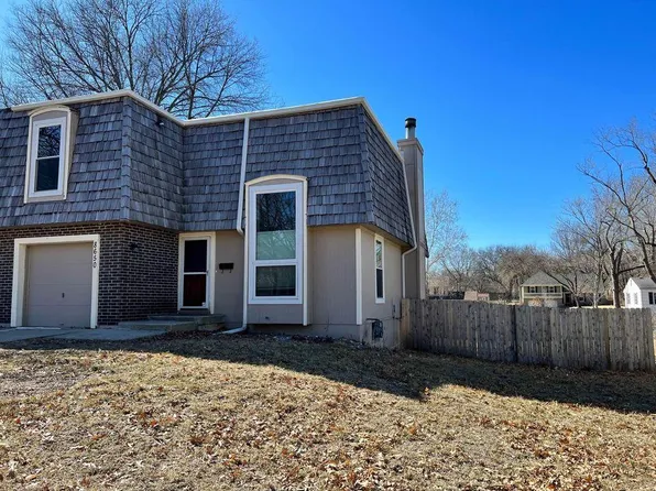 8650 Riggs St, Overland Park, KS 66212