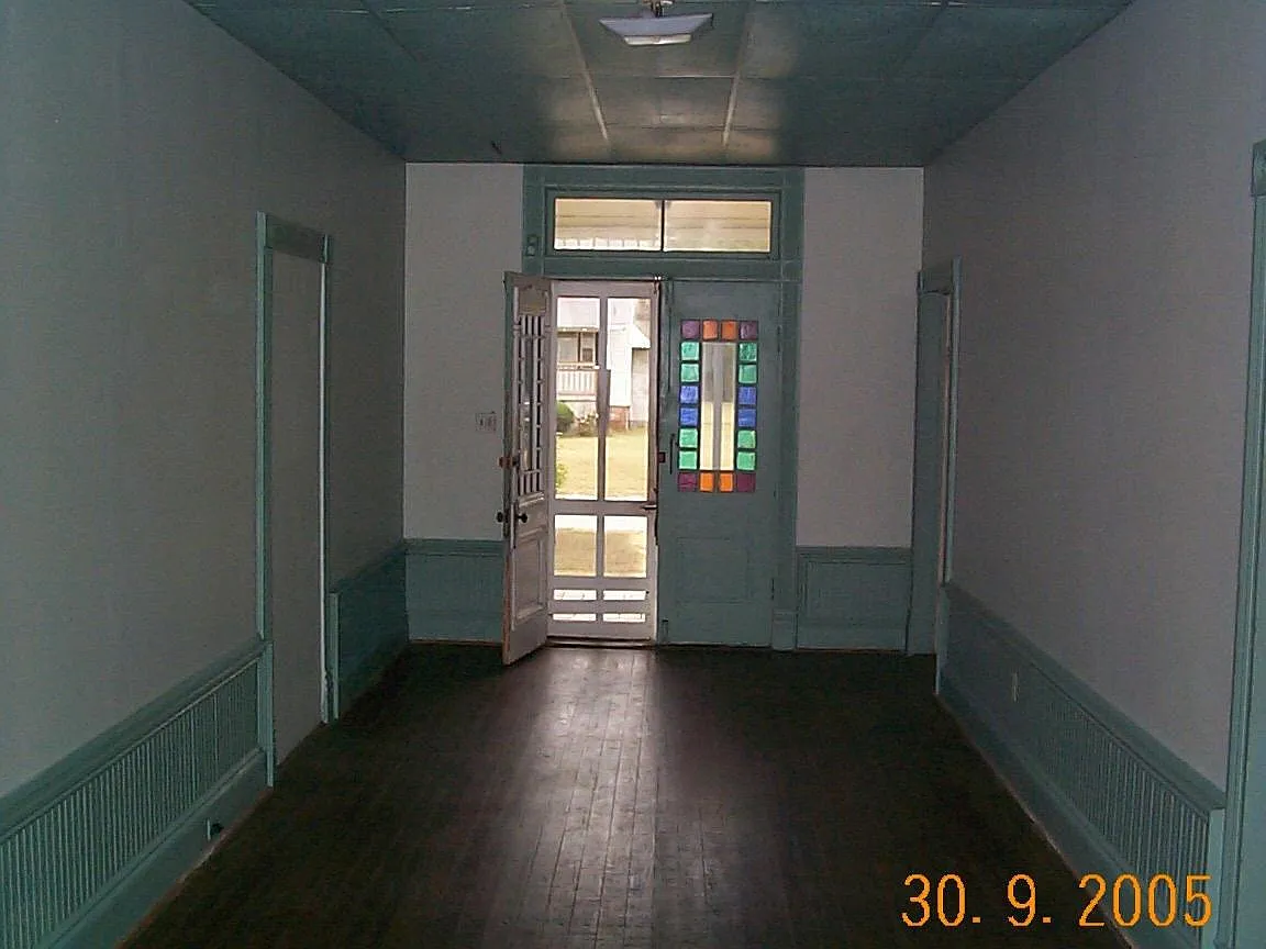 2 bed, 900 sqft, $880 — Photo 3