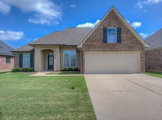 603 Canoe Trl, Bossier City, LA 71111