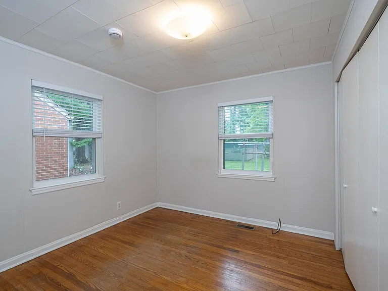 410 Newsom St — Photo 9