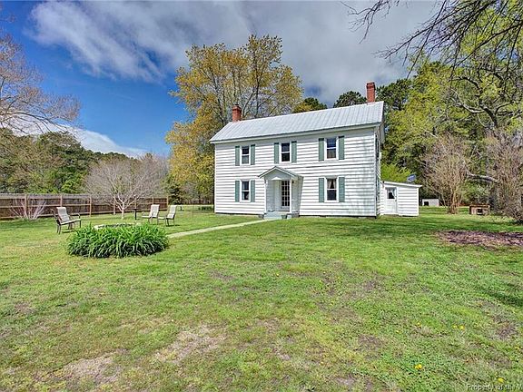 2nd image of 146 Creekwood Ln