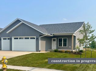 4735 W 12th St, Davenport, IA