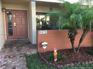 9124 SW 149th Pl, Miami, FL 33196