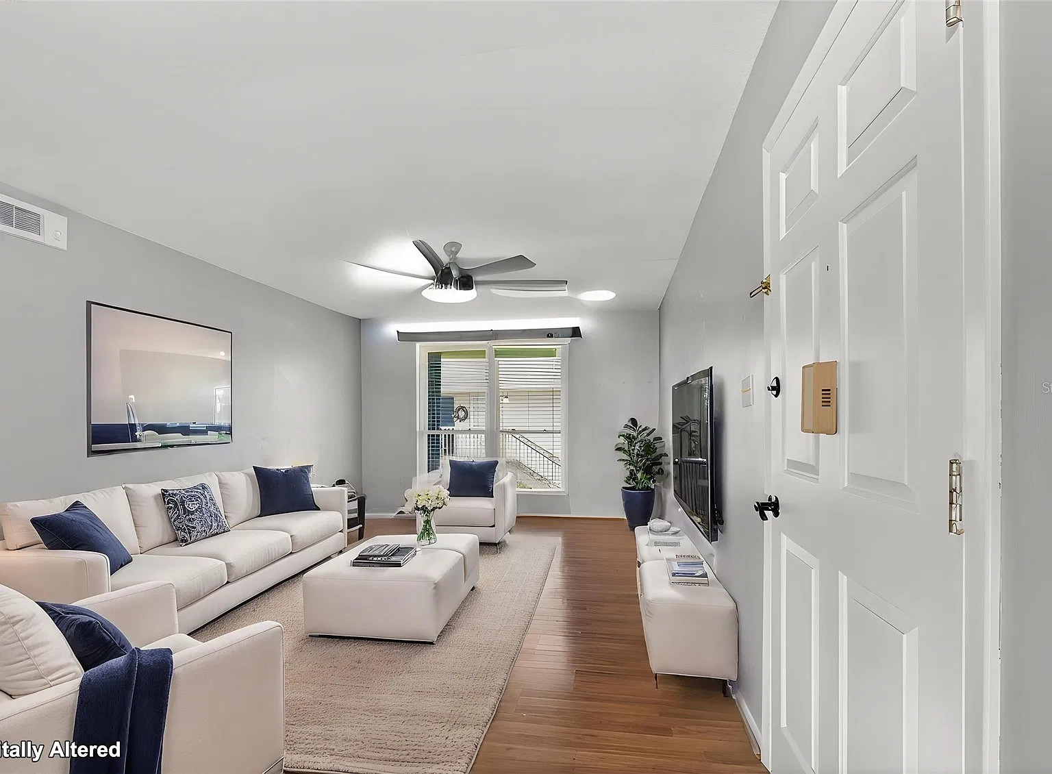 1 bed, 695 sqft, $1,300 — Photo 3
