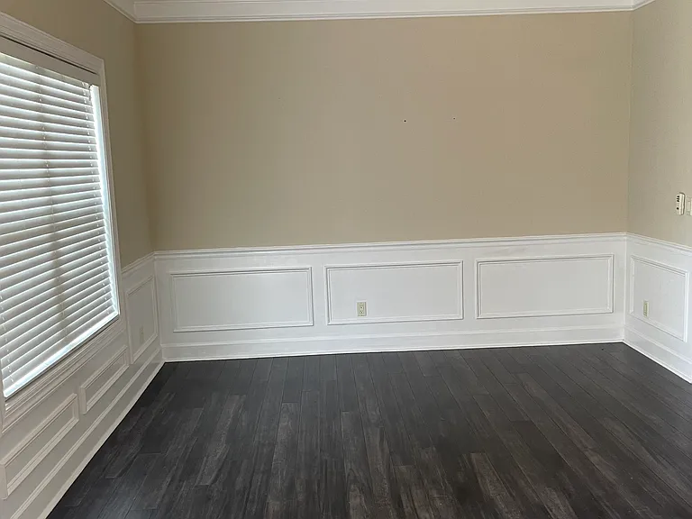 117 Grand Ct N — Photo 3